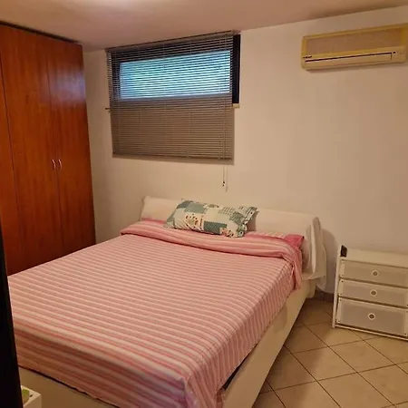 Hébergement de vacances Vicino Al Mare Con Piscina *