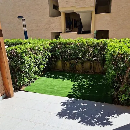 Vicino Al Mare Con Piscina Hébergement de vacances Pineto